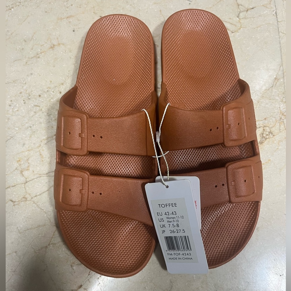Freedom Moses Sandals in Toffee